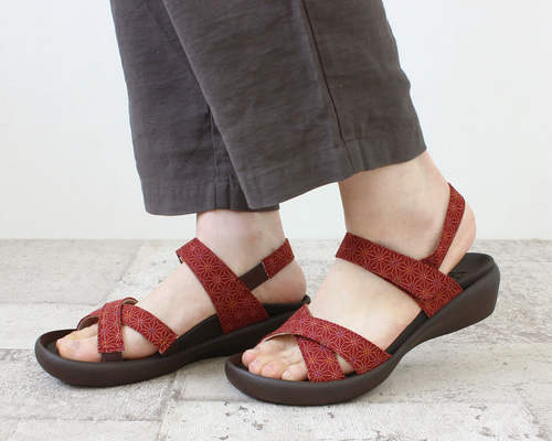 896d83f381671edb0dfa30002d40ad