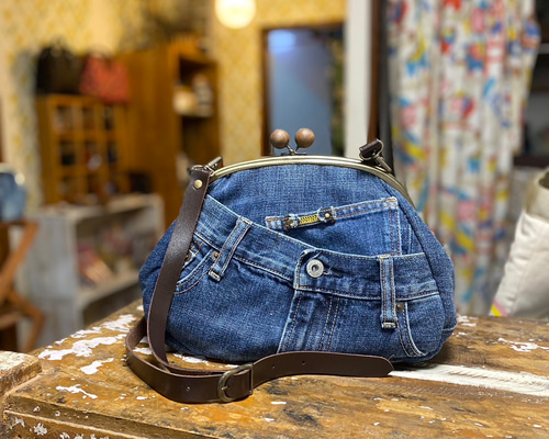 1938【もも】ワイヤー口金ボストンバッグ(L)、デニムリメイク 1938【も