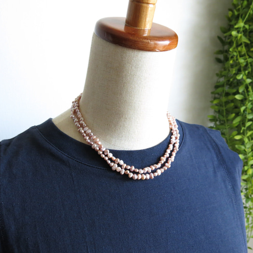 ピンク～パープル モーヴ系 淡水パールネックレス ロングネックレス