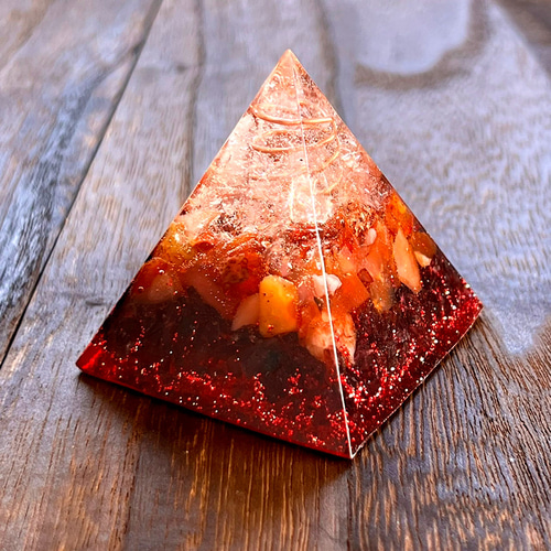 チャンスを広げる】 ピラミッド型オルゴナイト カーネリアン
