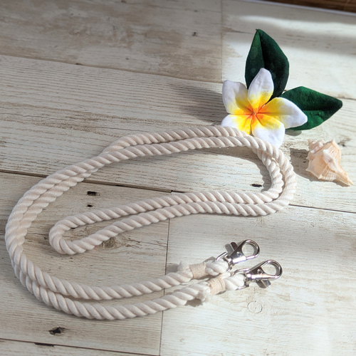 ハワイアンキルト ☆ ショルダーバッグ ☆ サコッシュ ハイビスカス