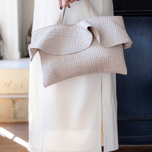 ヌビ フリルバッグ A4サイズ収納 通勤通学 サブバッグ トートバッグ IC