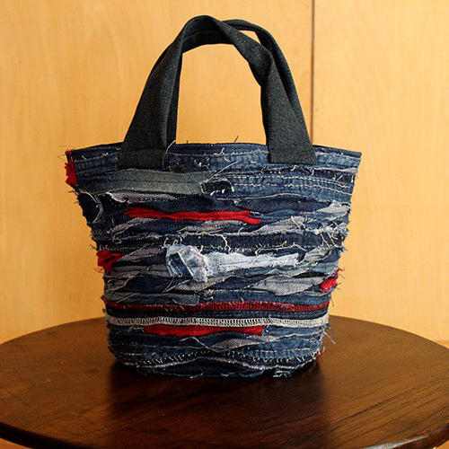 ○SOLD○SAYOCAFE裂き編み風デニムクレイジーパッチのミニバケツバッグ