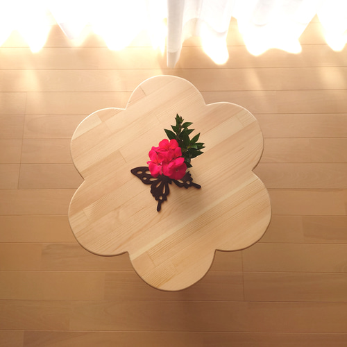 花型 花台 ミニテーブル ちびテーブル 可愛い かわいい 木工 家具 木