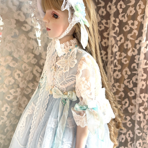 創作球体関節ビスクドール人形 栗色の髪の水色のアンティーク調ロング