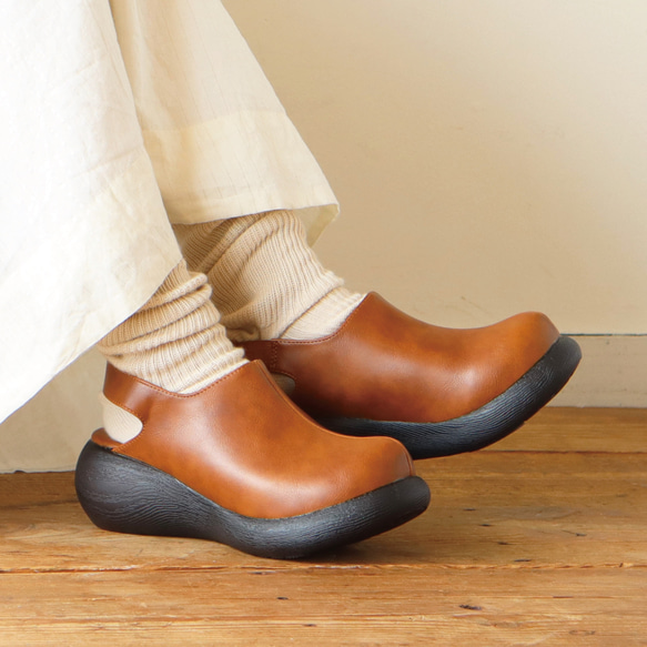 バックベルトサボ | 厚底 甲高 幅広 レディース サボサンダル Nuts