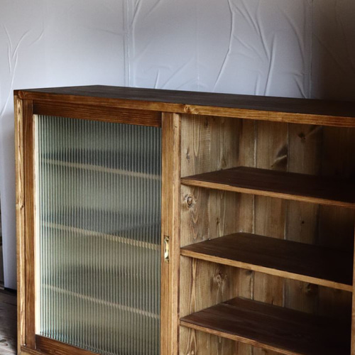 W120モールガラスの引き戸棚（引き出し無し）食器棚。サイズオーダー