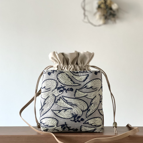 ⚮̈ミナペルホネン following day ネリオバッグ あおり巾着バッグ