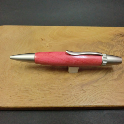 ピンクアイボリー・パトリオットボールペン ステーショナリー ペン