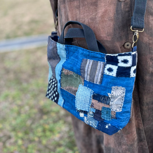 古布チクチクパッチワークのトートバッグ ショルダーバッグ 小豆三粒