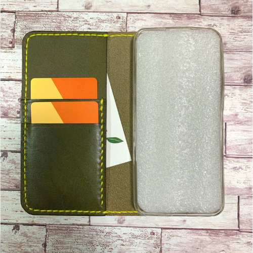 2枚ポケット付き 栃木レザー グリーン/オリーブ スマホケース 手帳型
