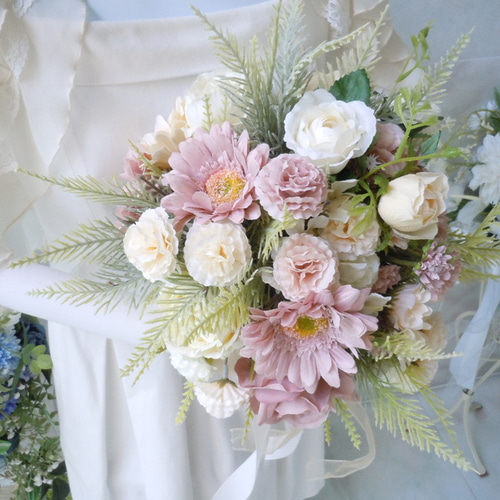 ◇ヌーディーカラーのラウンドブーケ◇ガーベラ アイボリー ベージュ