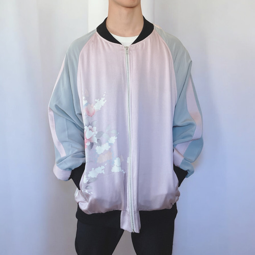 淡いフローラル柄が美しい着物リメイクブルゾン 絹ジャケット 3XL