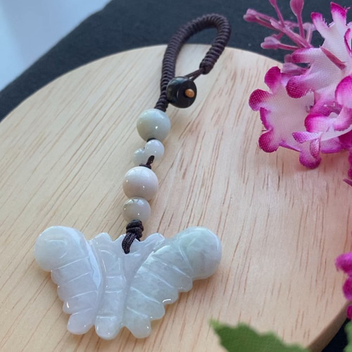 翡翠 天然石 ヒスイ 翡翠 彫刻 翡翠キーホルダー ストラップ バック