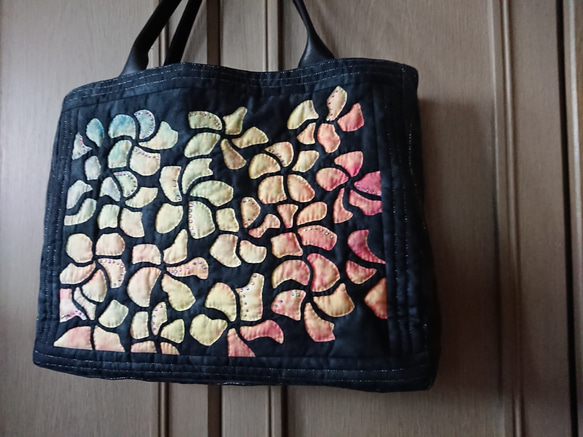 送料無料)ハワイアンキルトバック (ステンドグラスキルト仕立て