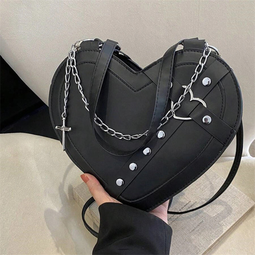 パンクスタイル飾りビーズのハート型 ショルダーバッグ、ノベルティー