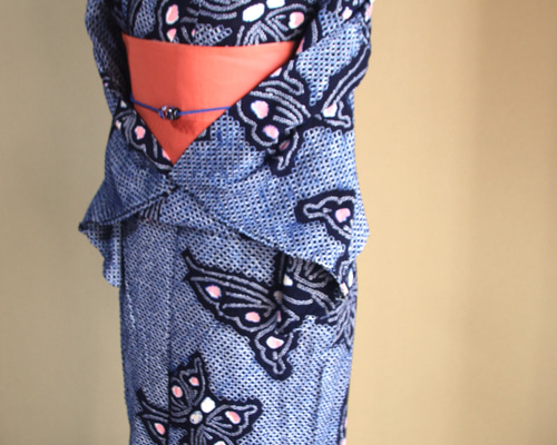 ◇アウトレット◇現代 有松鳴海絞 浴衣◇【濃紺】蝶 世代を問わず普遍