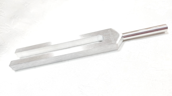 音叉◇ヒーリングチューナー◇ハイグレード◇528hz◇リラックス