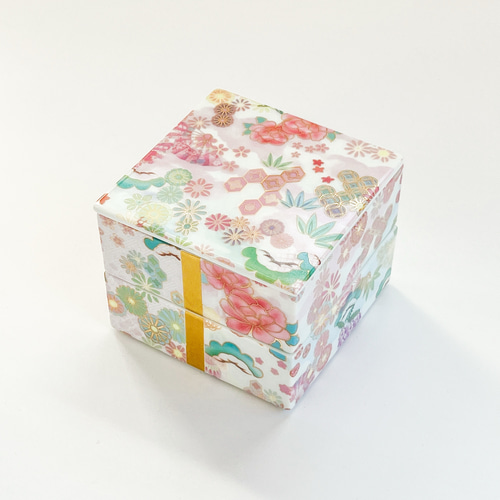 豪華な振袖花柄デザインの二段角重 磁器 二段重 四角 ひな祭り おせち