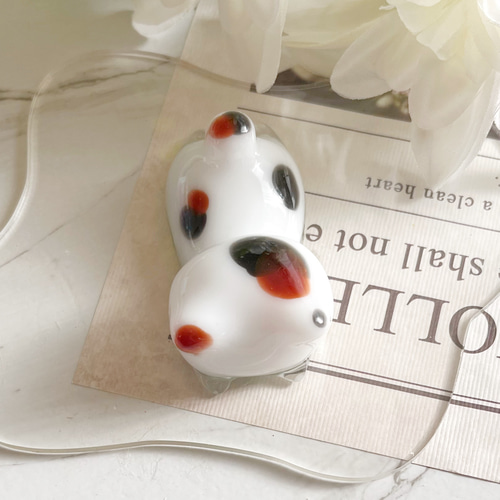 5月生まれの三毛猫 天然石 レジン 置物 キーホルダー オブジェ 誕生石