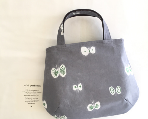 ⚮̈ ʾʾぷっくりまあるいタックバッグ⚮̈ minä perhonen⚮̈ hanahane