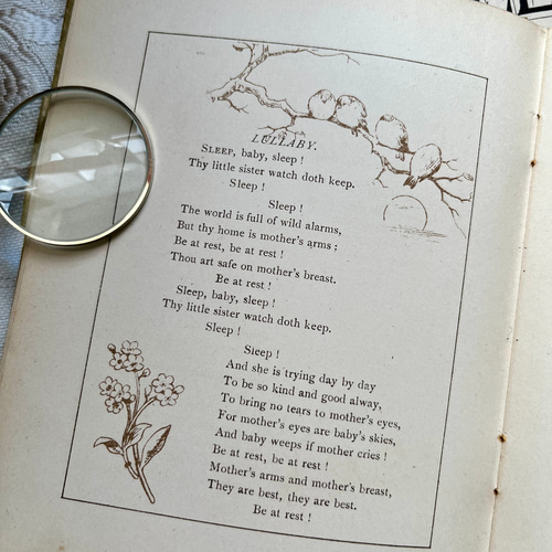 英国で出会った♪ アンティーク 古書 1890年版 詩集絵本 「TENS AND