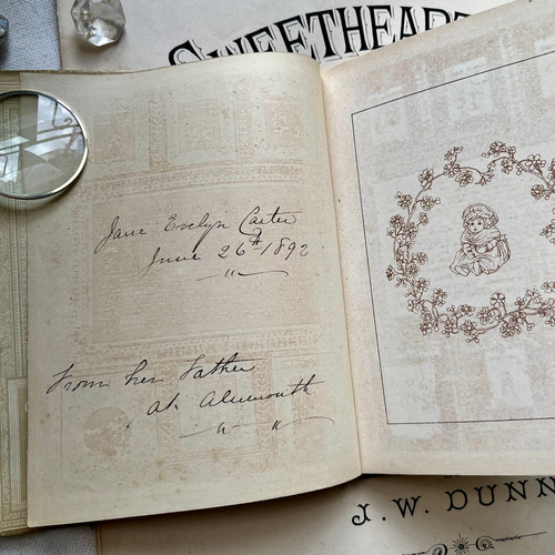 英国で出会った♪ アンティーク 古書 1890年版 詩集絵本 「TENS AND