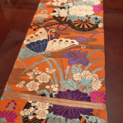 2849大正ロマン漂うレトロな帯リメイク 細型正絹テーブルランナー