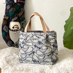 ⚮̈ミナペルホネン forest tile beige かくれんぼトート タック入