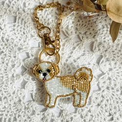 2way】ビーズ刺繍のうちの子ブローチ＆バッグチャーム・シーズー