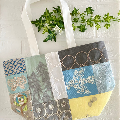 ミナペルホネン Lサイズ トートバッグ トートバッグ ユーカリ 通販