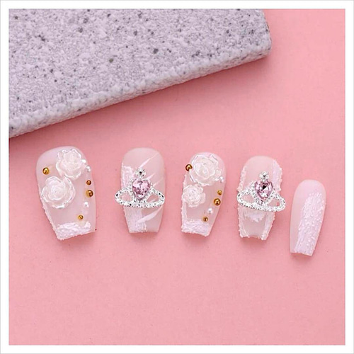 P379《2個》ネイルパーツ ピンク 王冠 姫 ティアラ クラウン シルバー