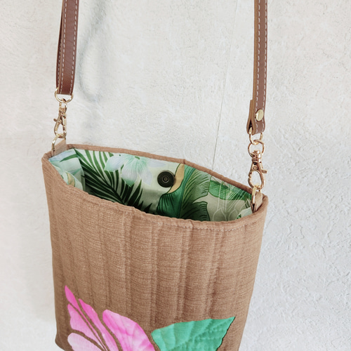 手染めハイビスカスのショルダーバッグ＊ステンドグラス ハワイアン