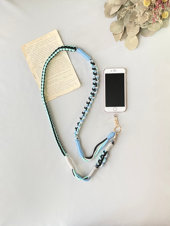 パラコードで作るスマホショルダーストラップ(ミント×ブルー