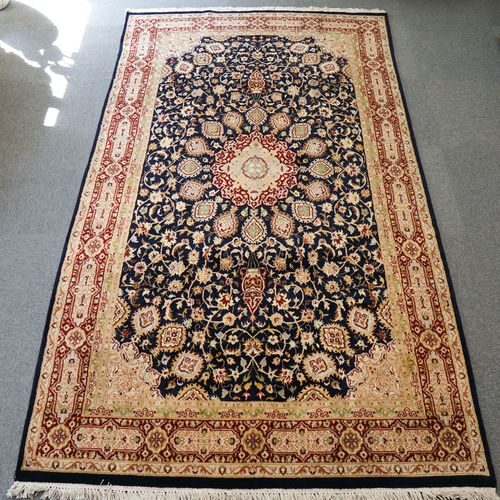 256×148cm【パキスタン手織り絨毯】 カーペット・絨毯・ラグ・マット