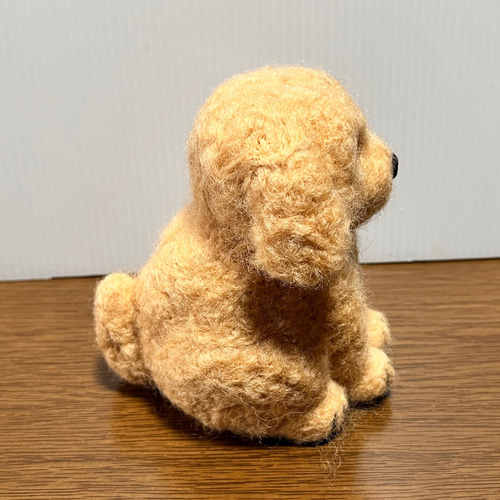 トイプードル(ベージュ)(中)置物#1(羊毛フェルト) 羊毛フェルト 工房