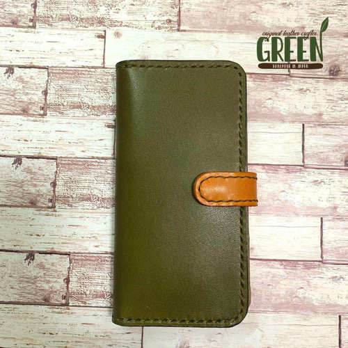 2枚ポケット付き栃木レザー オリーブグリーン iPhoneケース 手帳型 本