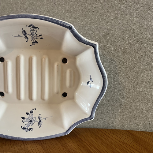 フランスの古い石鹸置き 陶器 古道具 レトロ ソープディッシュ【石鹸