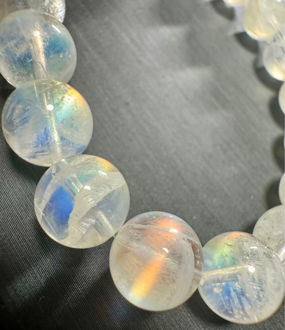 極上品質 マダガスカル産 レインボームーンストーン 天然石