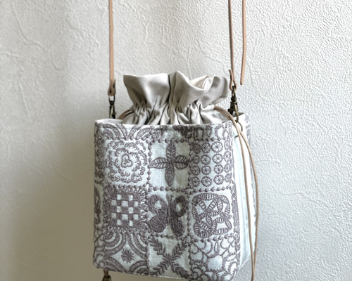 ⚮̈ミナペルホネン forest tile ライトブルー ネリオバッグ 巾着バッグ