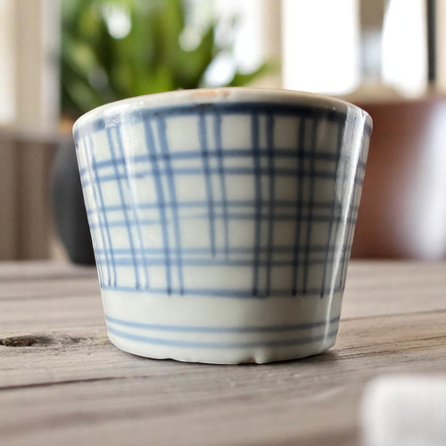 伊万里染付基盤文様蕎麦猪口 蛇の目高台 おちょこ・ぐい呑み・徳利