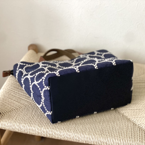 ⚮̈ミナペルホネン tambourine navy かくれんぼトート トートバッグ