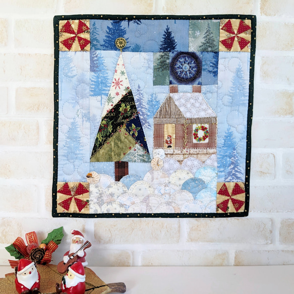 北欧風小さなクリスマスインテリア☆パッチワークキルトのタペストリー