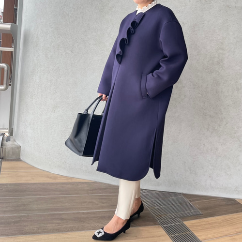 超ゆったり＆もっちりあったか♡大人可愛いフリルノーカラーコート 紺