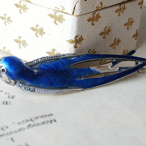 フランスアンティーク Blueエナメル／ペースト／ツバメのブローチ（65