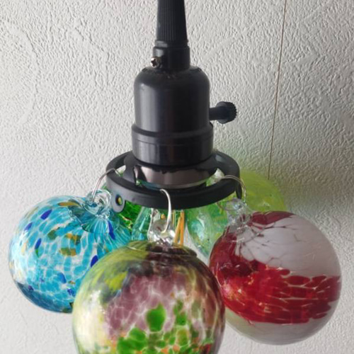 レトロ感漂うバブルボールガラスペンダントライトSカラフルバブル