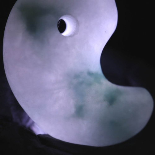 糸魚川翡翠 ヒスイ 小滝産 薄緑 22mm勾玉 ディレクトリカード付 4.91g