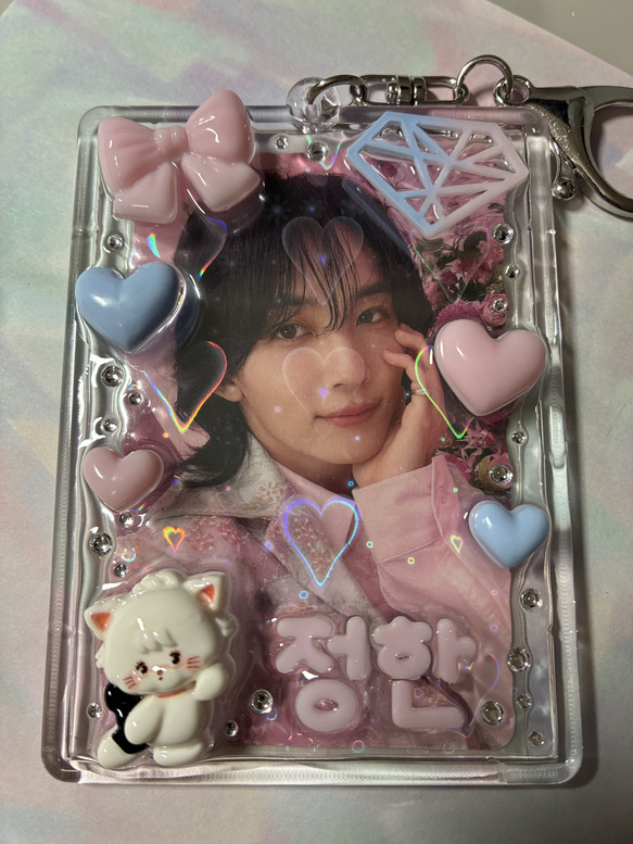 トレカキーホルダー トレカケース レジンデコ ハンドメイド ハングル