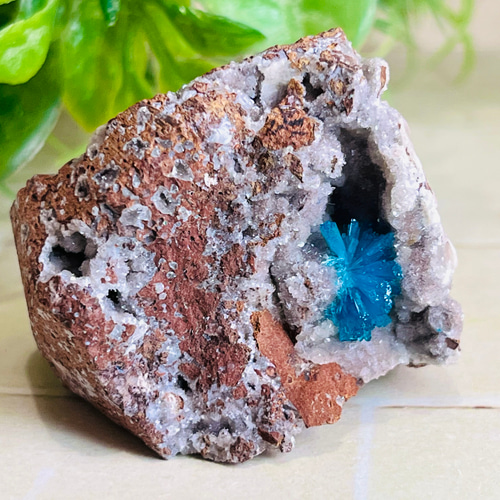 解放のストーン✨ 星の石✴︎ ペンタゴナイト 原石 ラフストーン