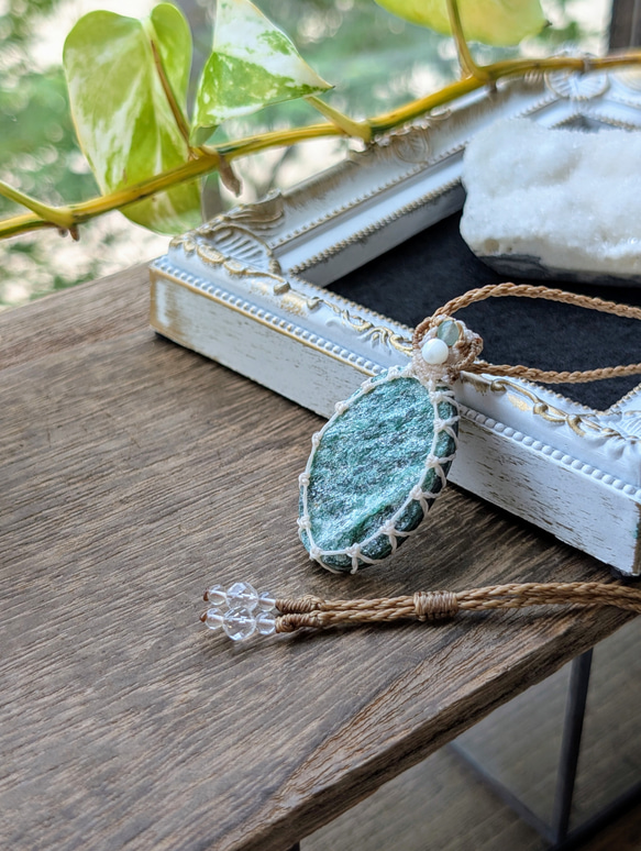 ☆グリーンアベンチュリンDruzy・アベンチュリン☆マクラメ編み